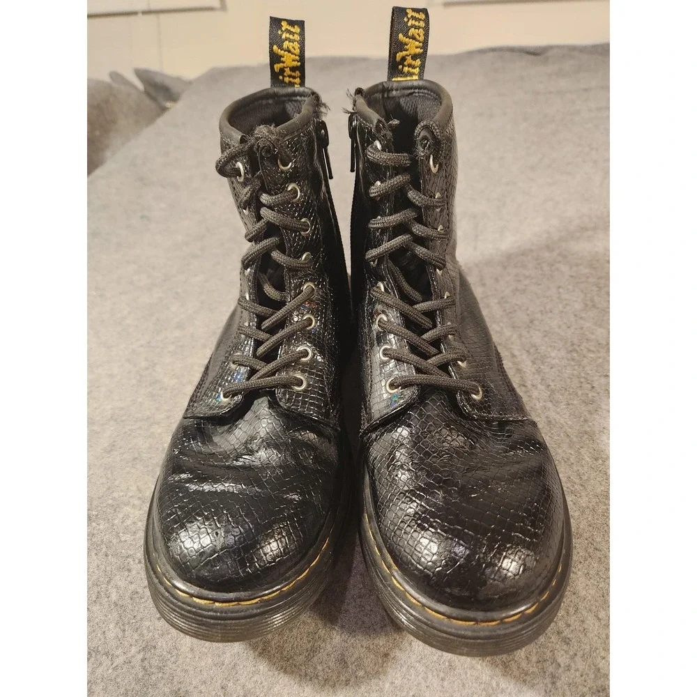 Dr‎ Martens 1460J Boots Kids Size 4 Black Snake Print Leather Lace Up Zip Ankle